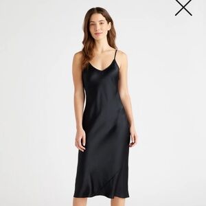 Quince 100% Washable Silk Midi Dress in Black NWT